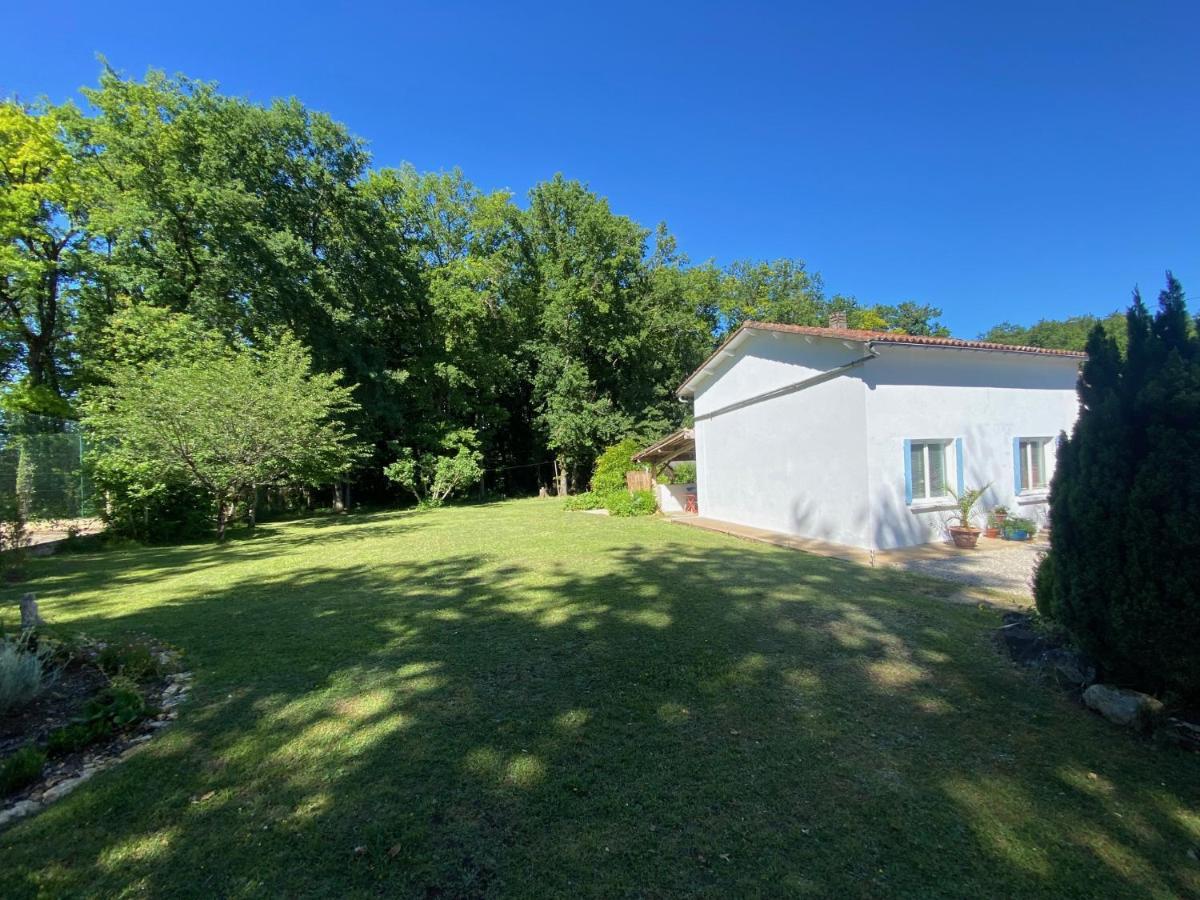 Gite Les Justices Edon Exterior photo