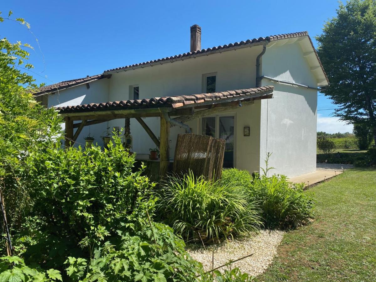 Gite Les Justices Edon Exterior photo